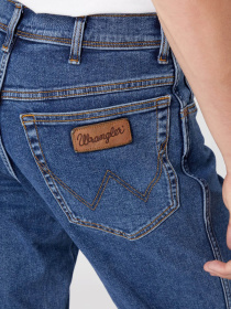 Прямі джинси Wrangler модель W12133010 Фото