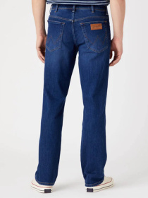 Прямі джинси Wrangler модель W121JX20C Прямі джинси Wrangler модель W121JX20C Фото