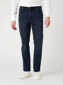 Прямые джинсы Wrangler модель W12SLT364 Фото