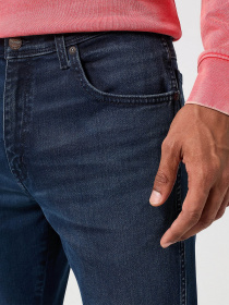 Прямые джинсы Wrangler модель 112352716 Фото