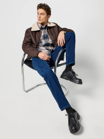 Прямые джинсы Wrangler модель 112357414 Фото