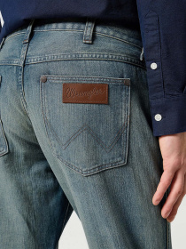 Прямые джинсы Wrangler модель 112357417 Фото