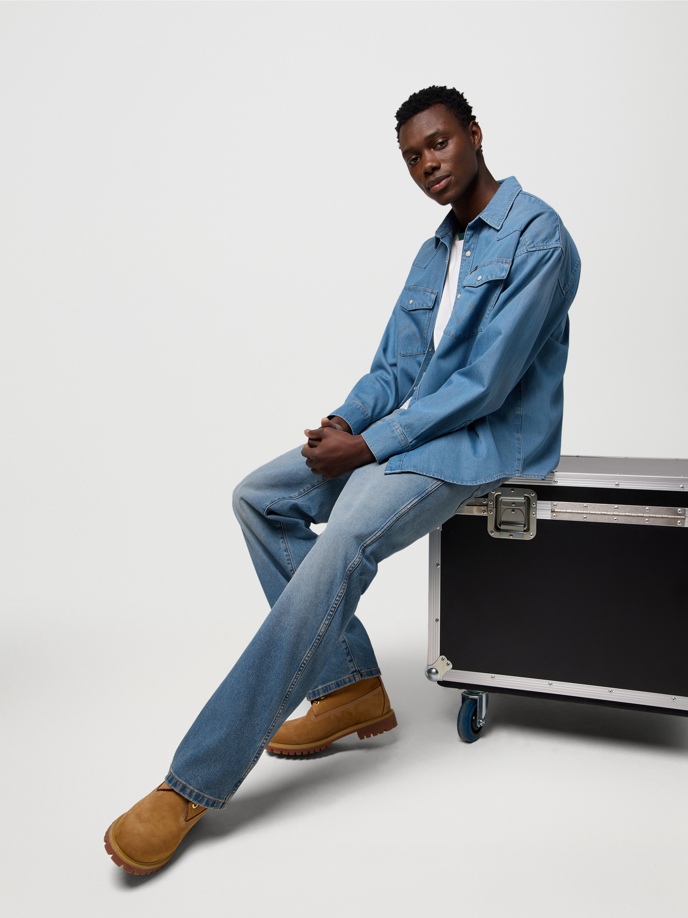 Широкие джинсы Wrangler модель 112371019 Широкие джинсы Wrangler модель 112371019 Фото