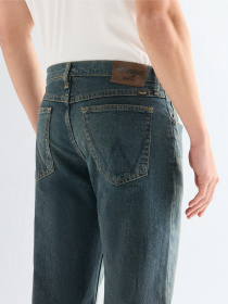 Прямые джинсы Wrangler модель 112352955 Фото