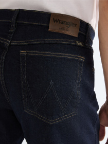 Прямые джинсы Wrangler модель 112352894 Фото