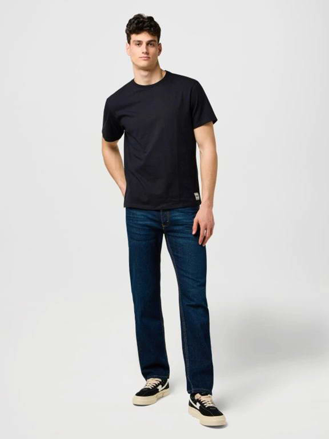 Wrangler 112352956 модель 112352956 Wrangler 112352956 модель 112352956 Фото