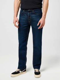 Джинсы Wrangler REGULAR FIT модель 112352956 Фото