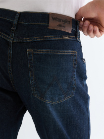 Прямые джинсы Wrangler модель 112352957 Фото
