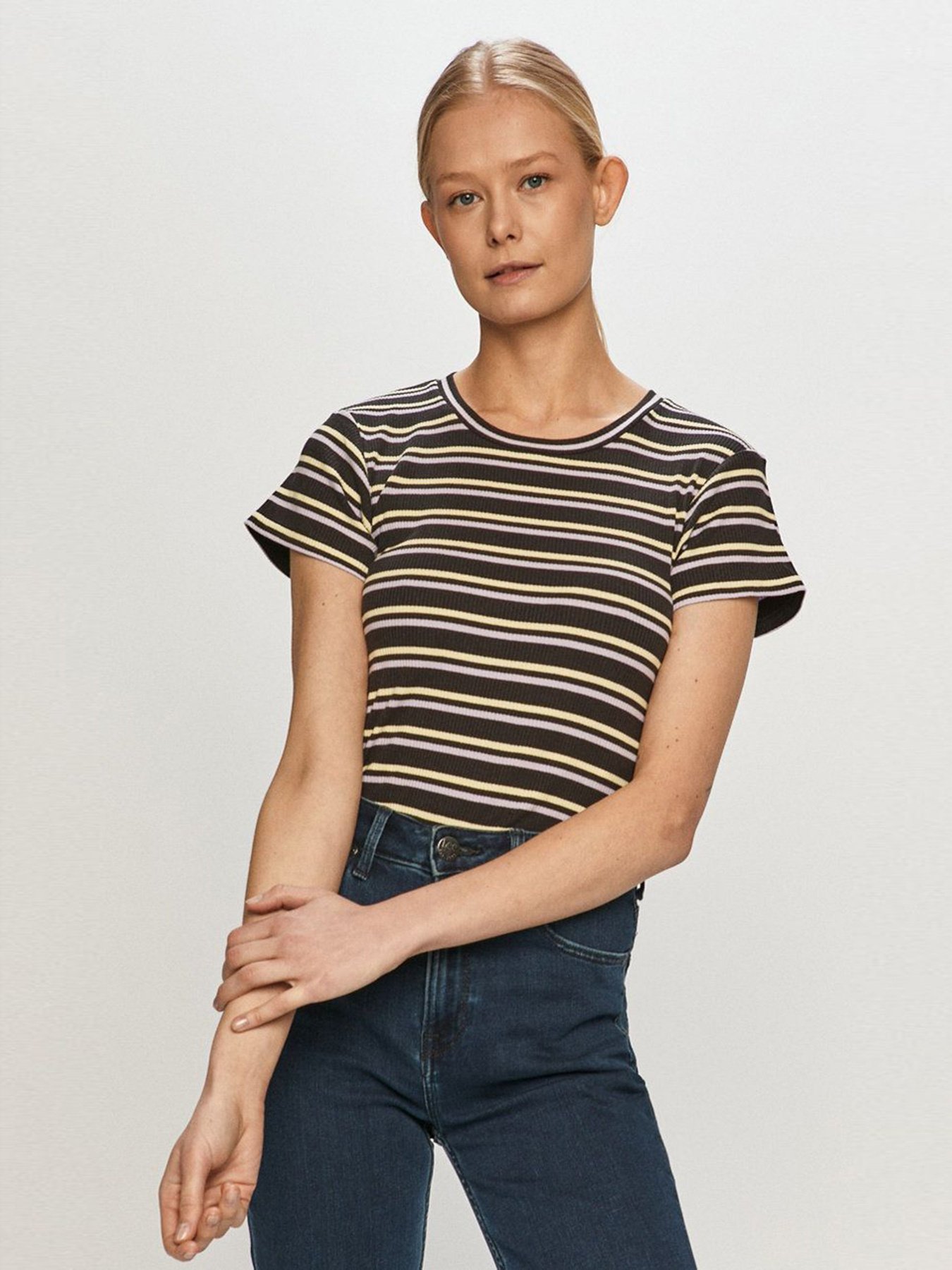 Футболки и поло Wrangler модель W7S3DGXV6 Фото