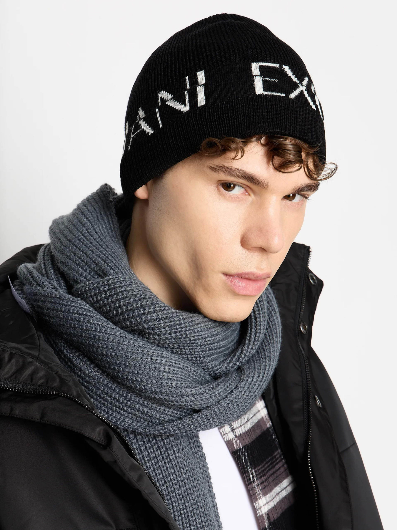 Шапка Armani Exchange модель 954668-3F308-00020 Фото