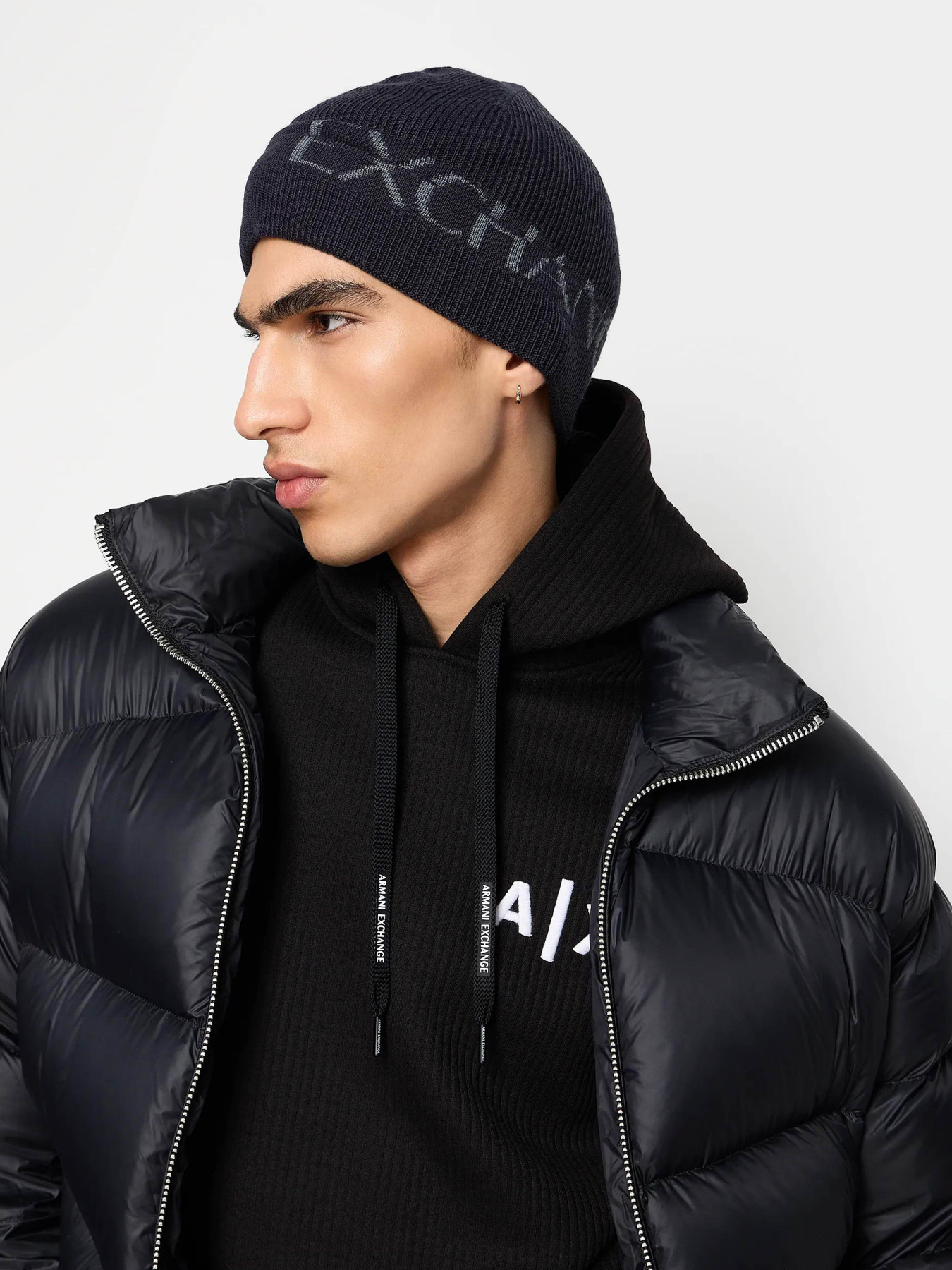 Шапка Armani Exchange модель 954668-3F308-00035 Фото