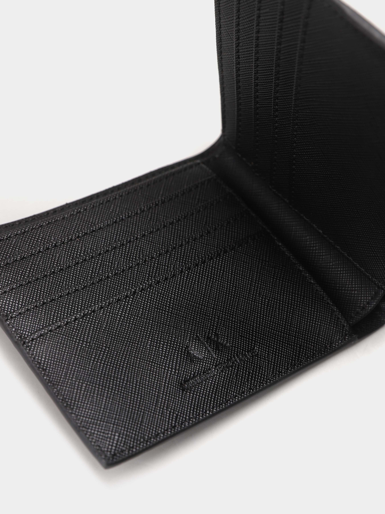 Гаманець Armani Exchange Essential модель 958097-CC838-00020 Гаманець Armani Exchange Essential модель 958097-CC838-00020 Фото