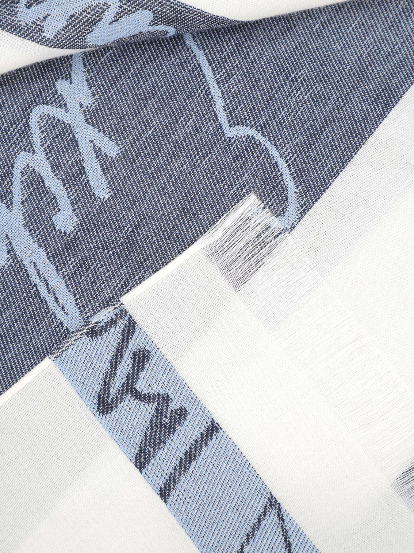 Шарф Armani Exchange модель 944302-4R152-14812 Шарф Armani Exchange модель 944302-4R152-14812 Фото