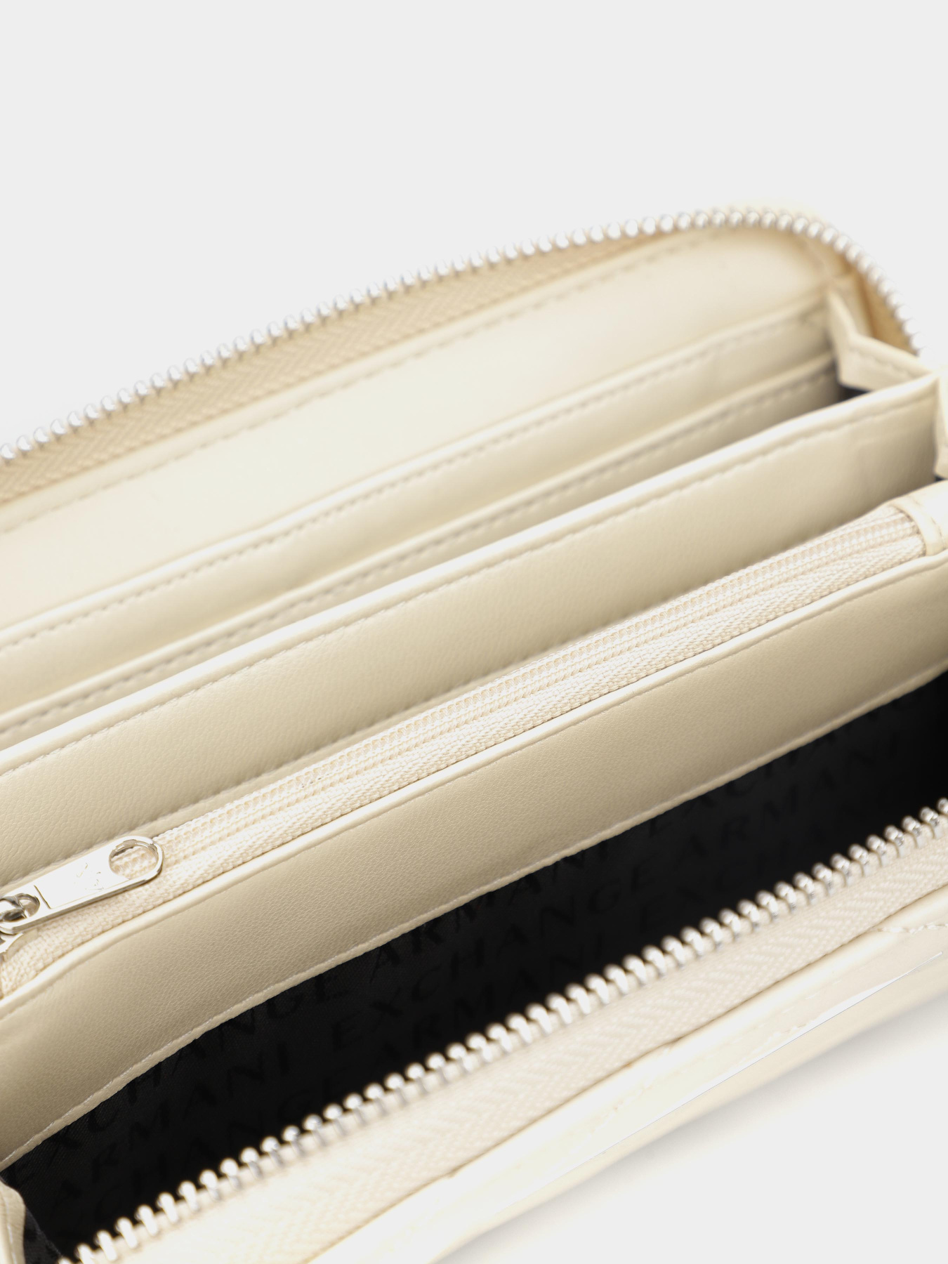 Кошелек Armani Exchange модель 948068-4R742-11950 Фото