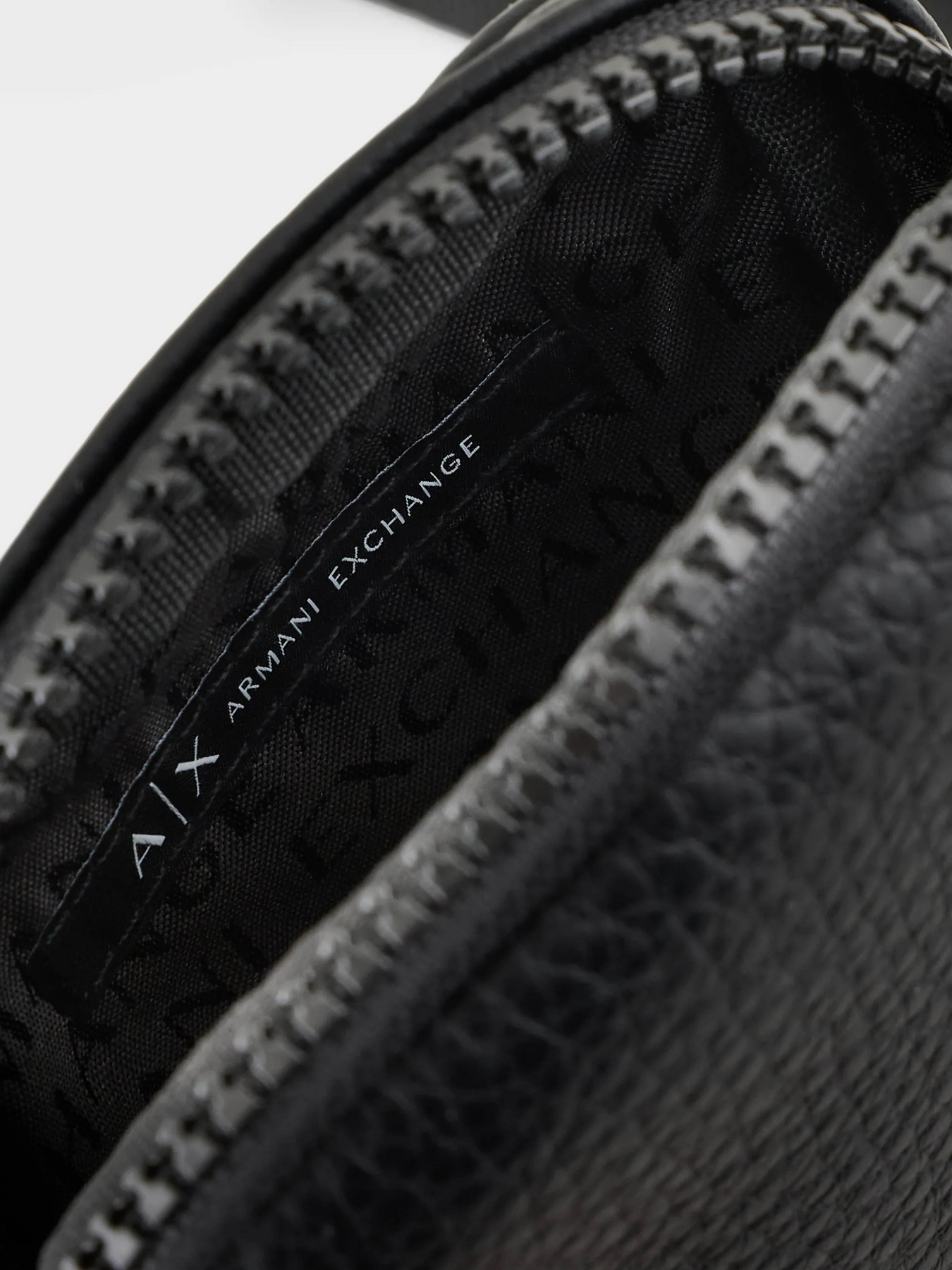 Гаманець Armani Exchange модель 958547-4F863-00020 Фото