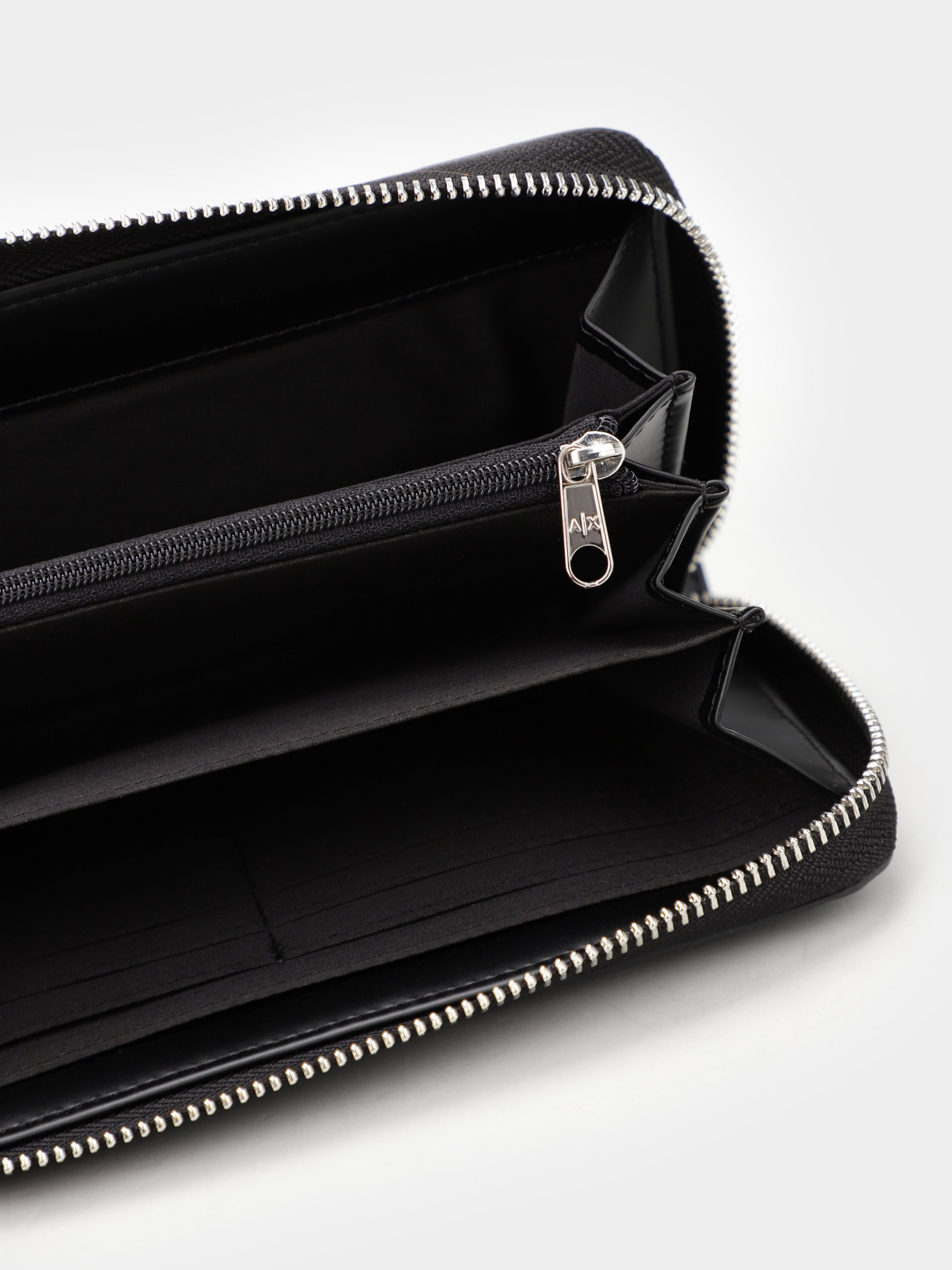 Кошелек Armani Exchange модель 948451-CC793-00020 Фото