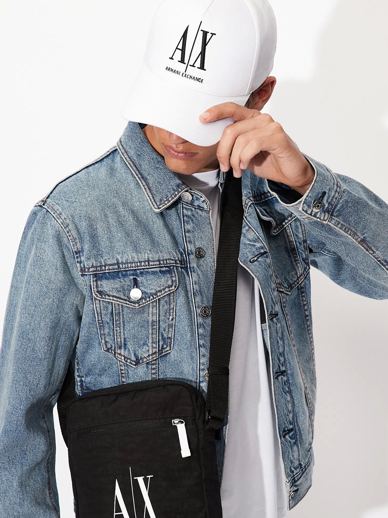 Кепка Armani Exchange модель 954047-CC811-00010 Фото