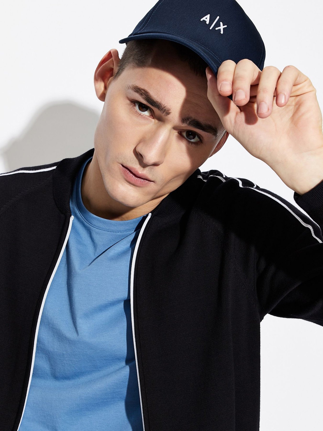 Кепка Armani Exchange модель 954112-CC571-37735 Кепка Armani Exchange модель 954112-CC571-37735 Фото