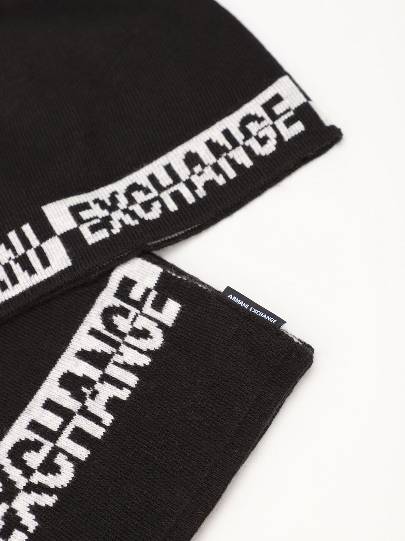 Шапка/шарф Armani Exchange модель 954651-CC311-00020 Фото