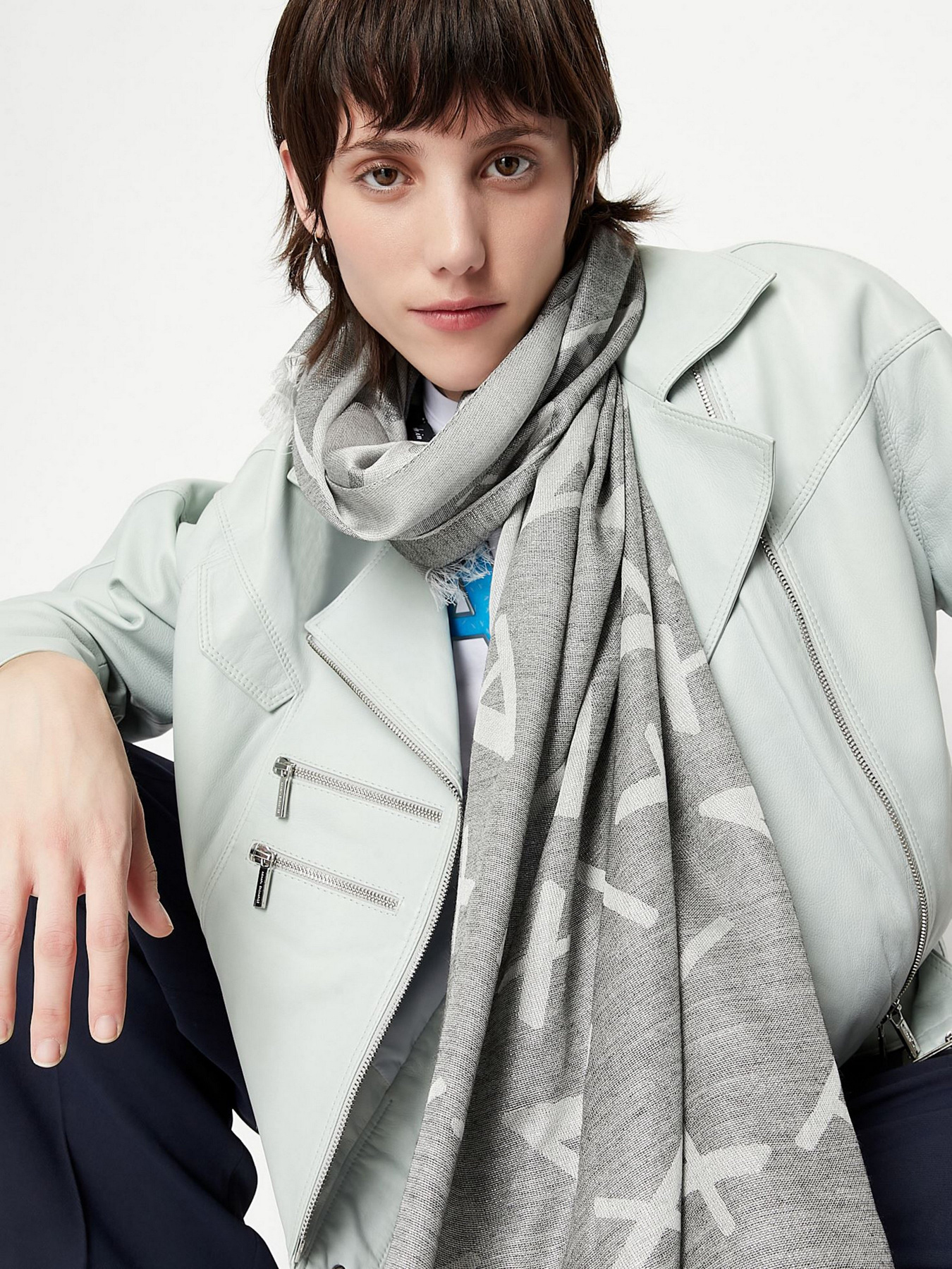 Шарф Armani Exchange модель 944128-2R152-22141 Фото