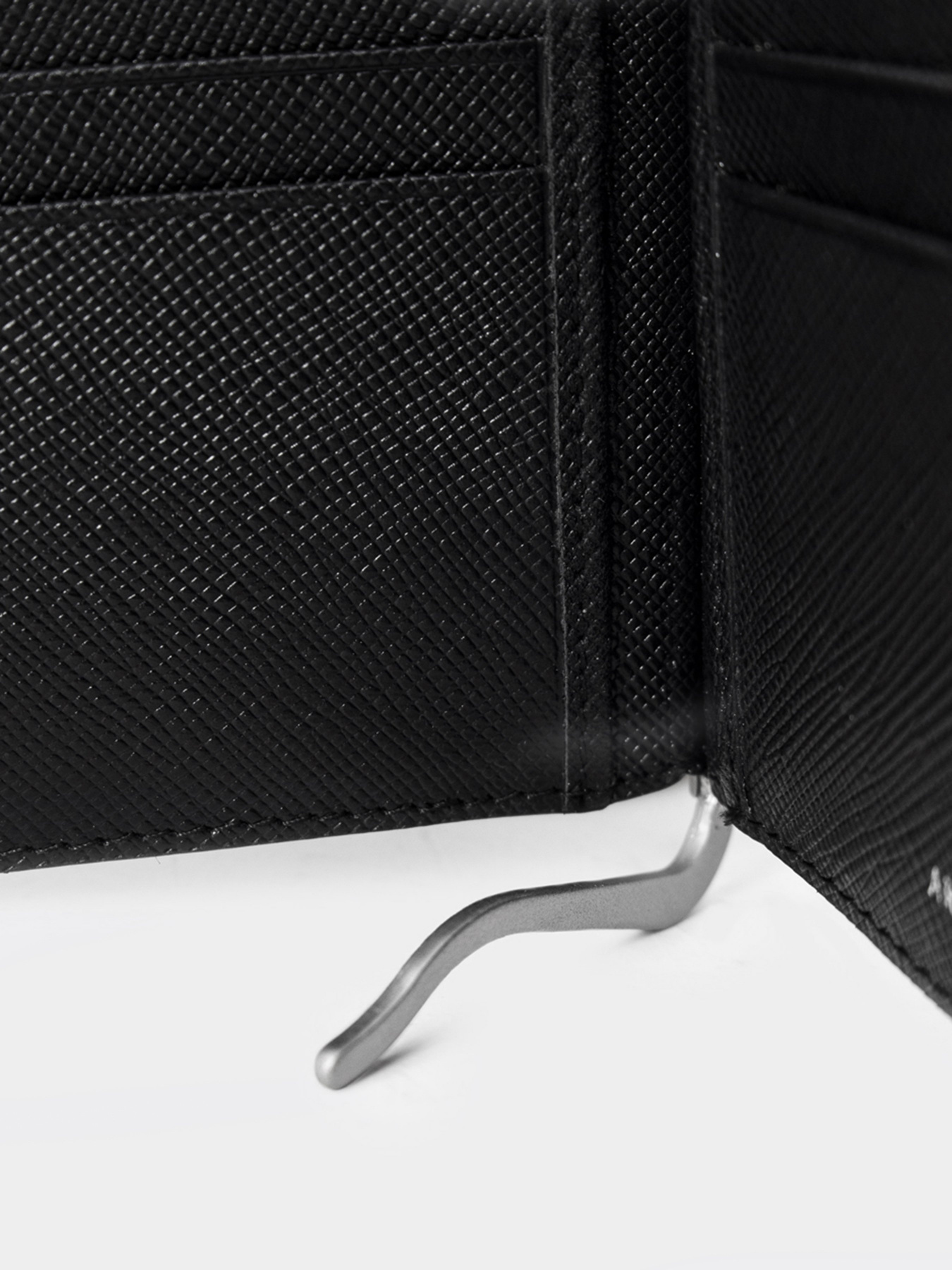 Кошелек Armani Exchange модель 958429-CC843-00020 Фото