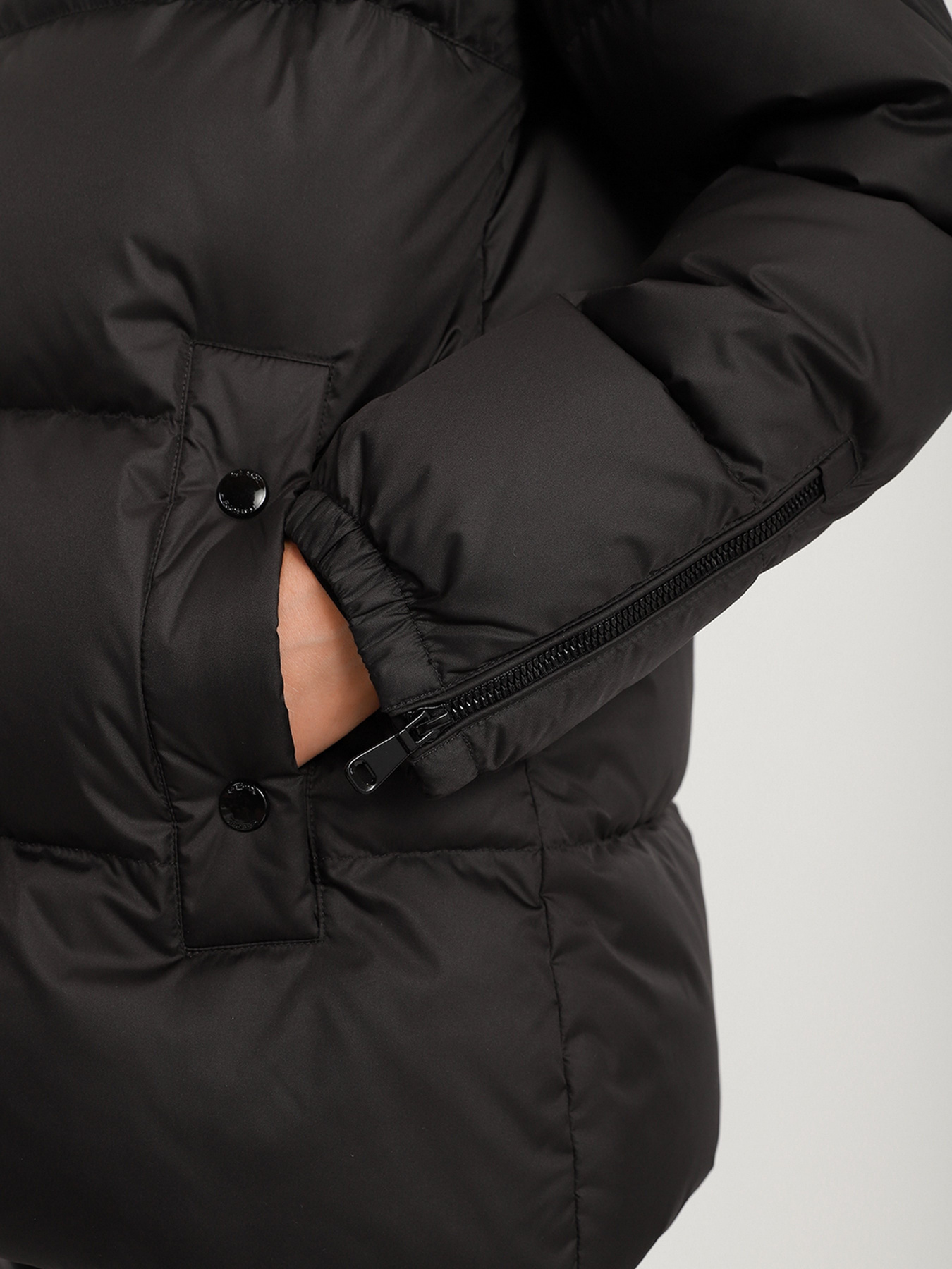 Пуховик Geox Camei модель W1426N-T2884-F9000 Фото