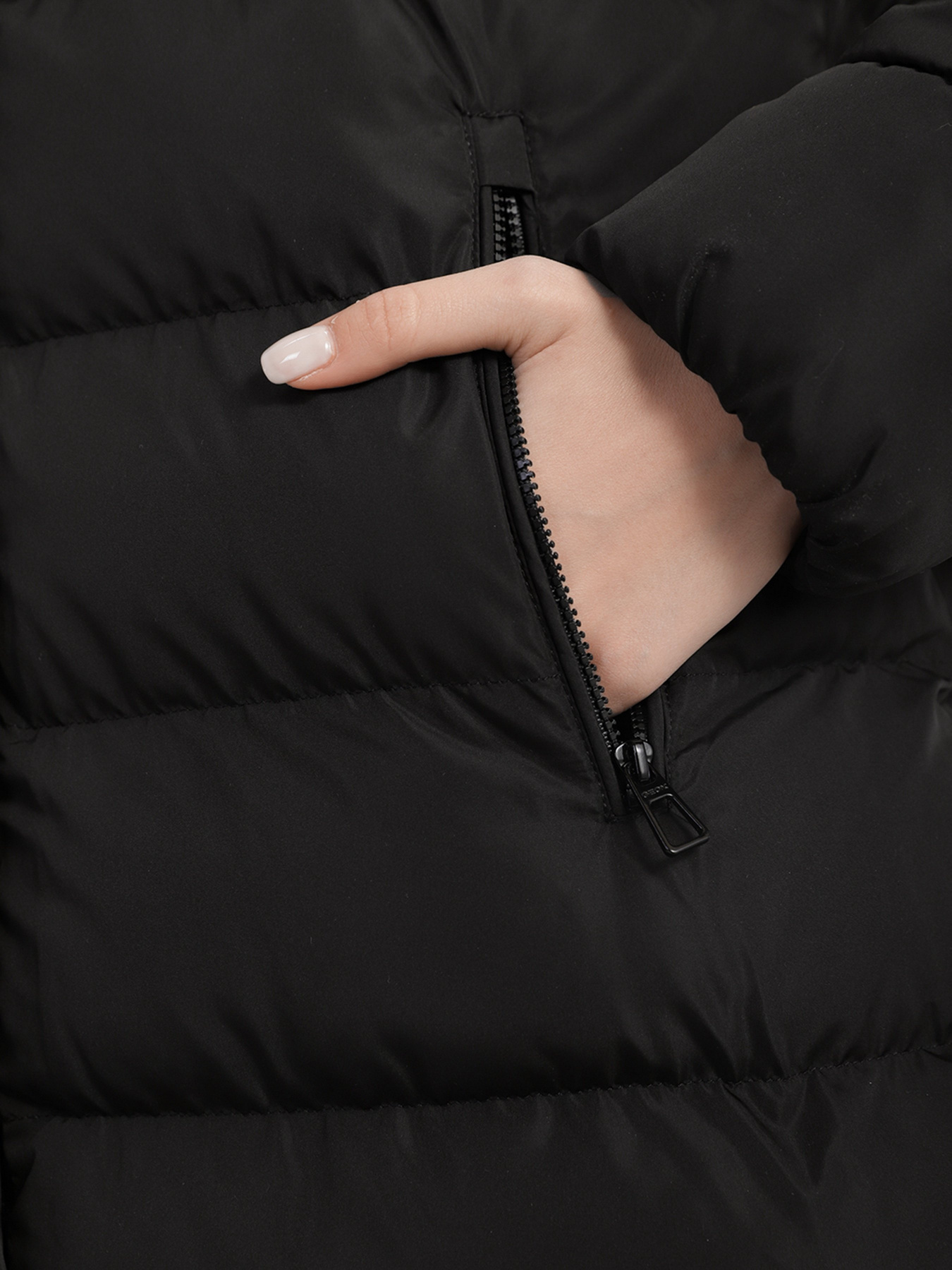 Пуховик Geox Anylla модель W1428E-T2604-F9000 Фото