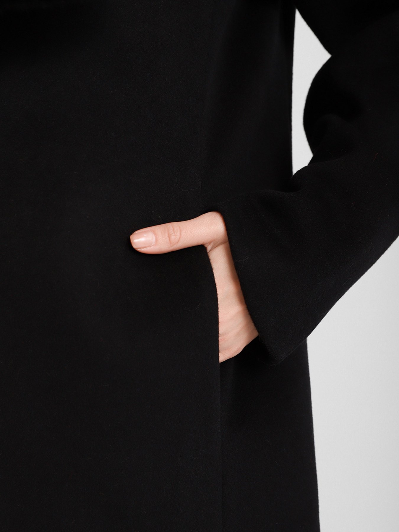 Пальто Geox Pherotya модель W0415B-T2686-F9000 Фото