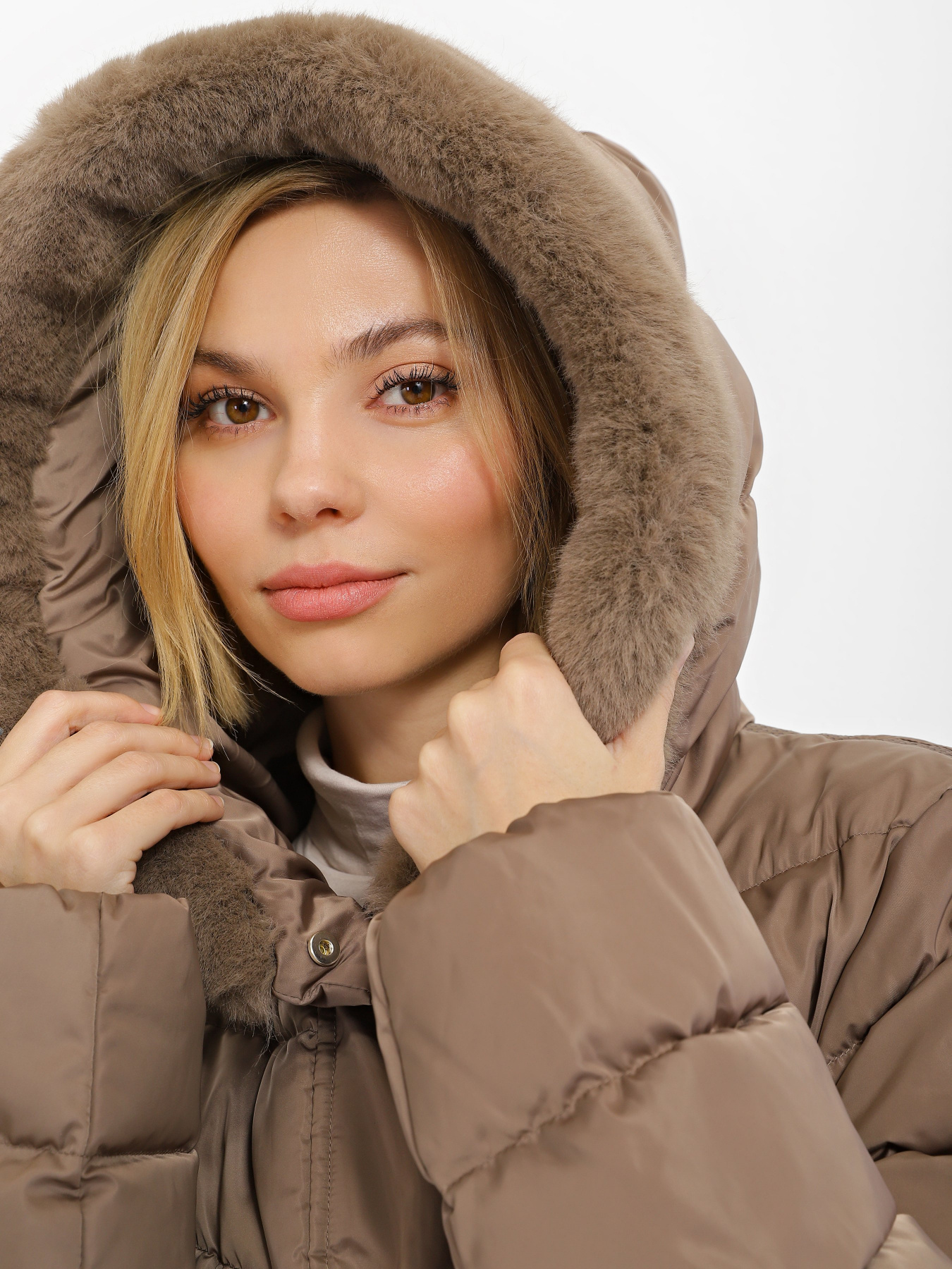 Пуховик Geox Chloo модель W2625M-T2655-F6218 Фото