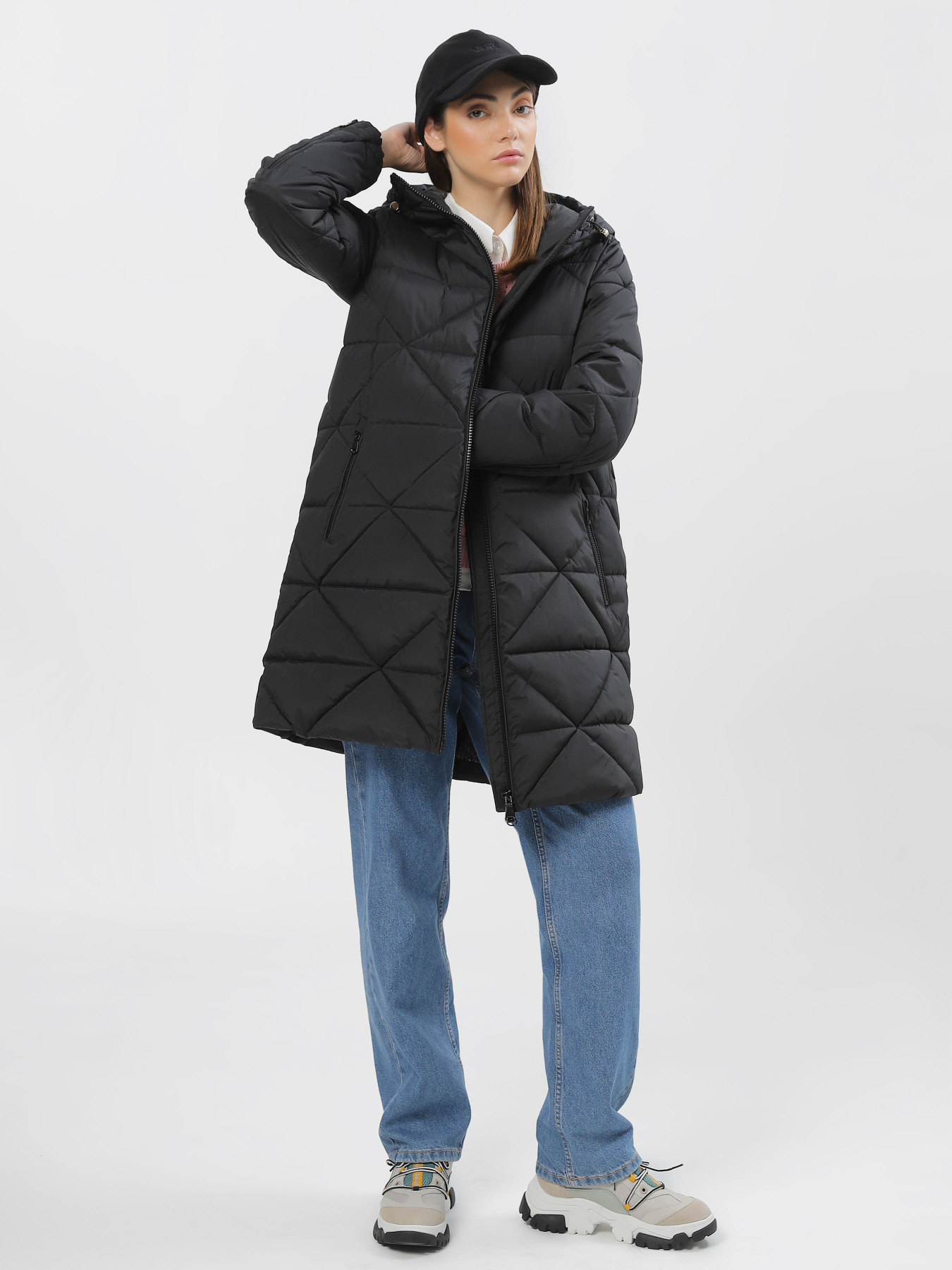 Зимняя куртка Geox Alleniee модель W3628C-T2918-F9000 Зимняя куртка Geox Alleniee модель W3628C-T2918-F9000 Фото