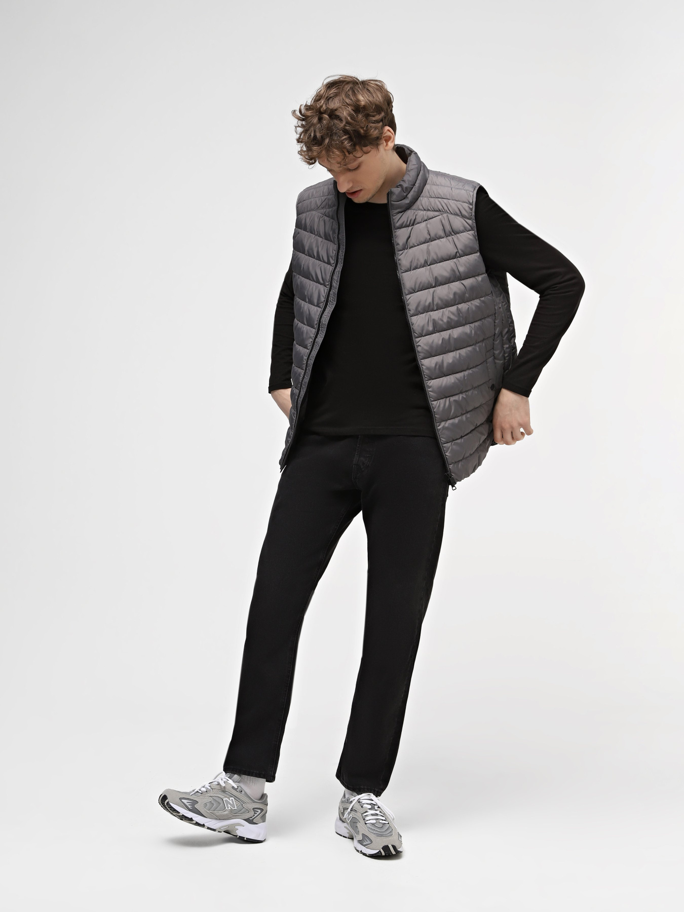 Утеплений жилет Geox Kennet модель M4528C-T3058-F9128 Фото