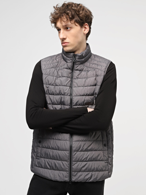 Утеплений жилет Geox Kennet модель M4528C-T3058-F9128 Фото