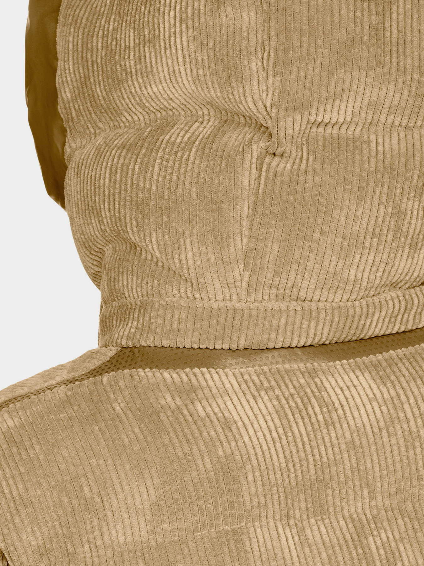 Зимняя куртка Geox Loisia модель W4628D-T3153-F5233 Зимняя куртка Geox Loisia модель W4628D-T3153-F5233 Фото