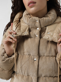 Зимняя куртка Geox Loisia модель W4628D-T3153-F5233 Зимняя куртка Geox Loisia модель W4628D-T3153-F5233 Фото