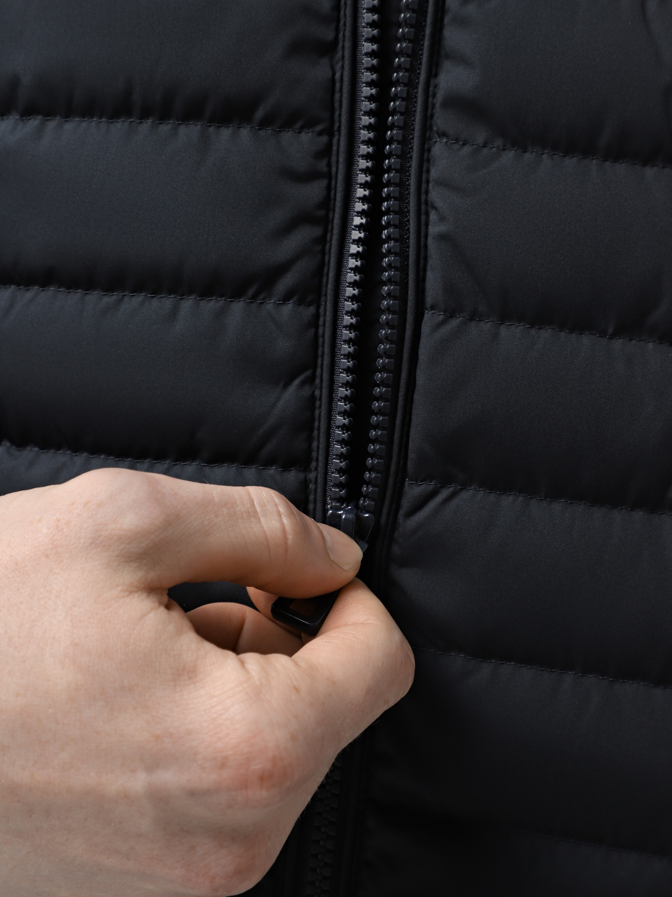 Жилет с утеплителем Geox Warrens модель M5525C-T3227-F1624 Фото