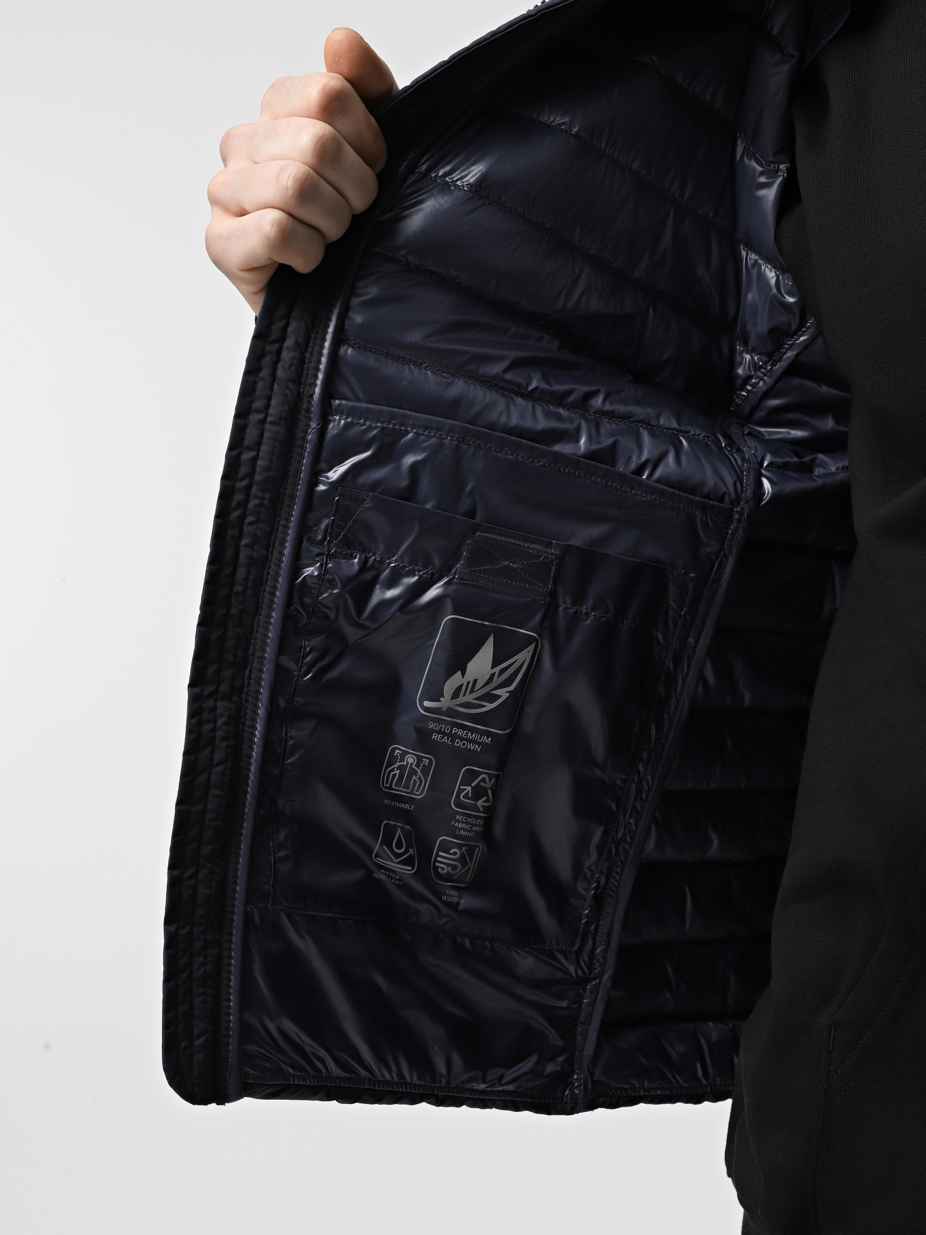 Утепленный жилет Geox Warrens модель M5525C-T3227-F1624 Фото