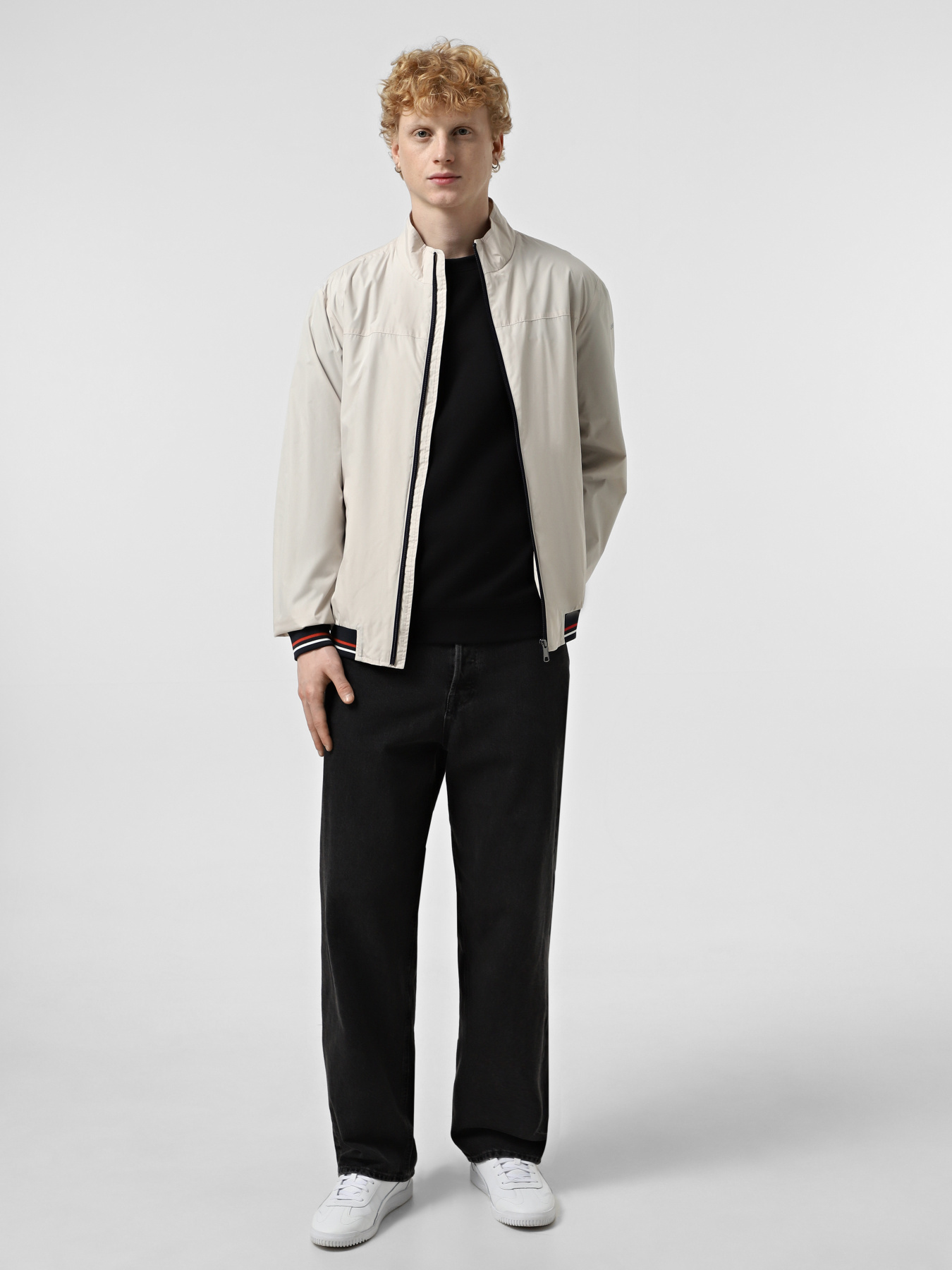 Бомбер Geox Jharrod модель M5520J-T3221-F5269 Бомбер Geox Jharrod модель M5520J-T3221-F5269 Фото