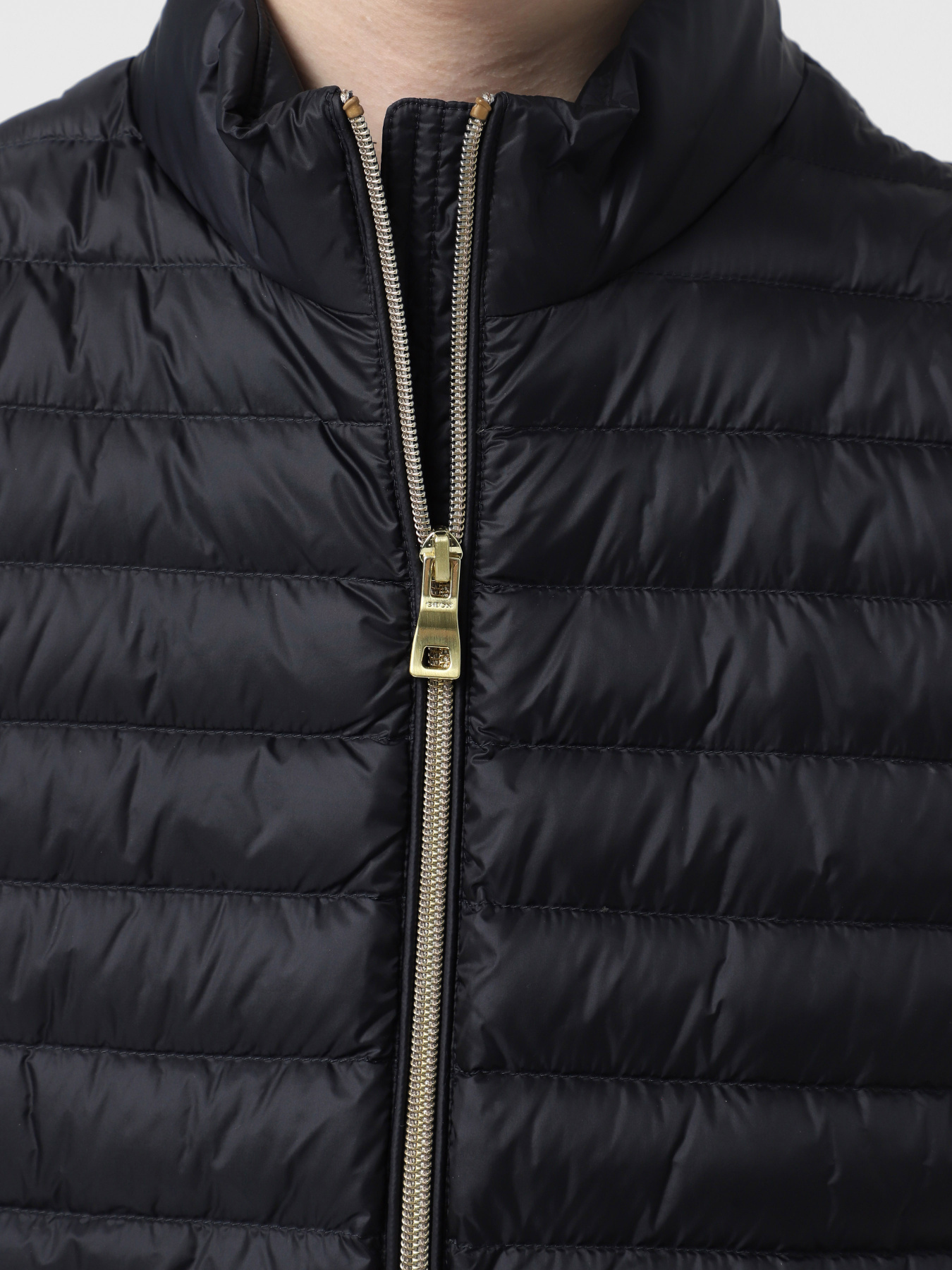 Утепленный жилет Geox Jaysen модель W5525D-T3146-F1624 Фото