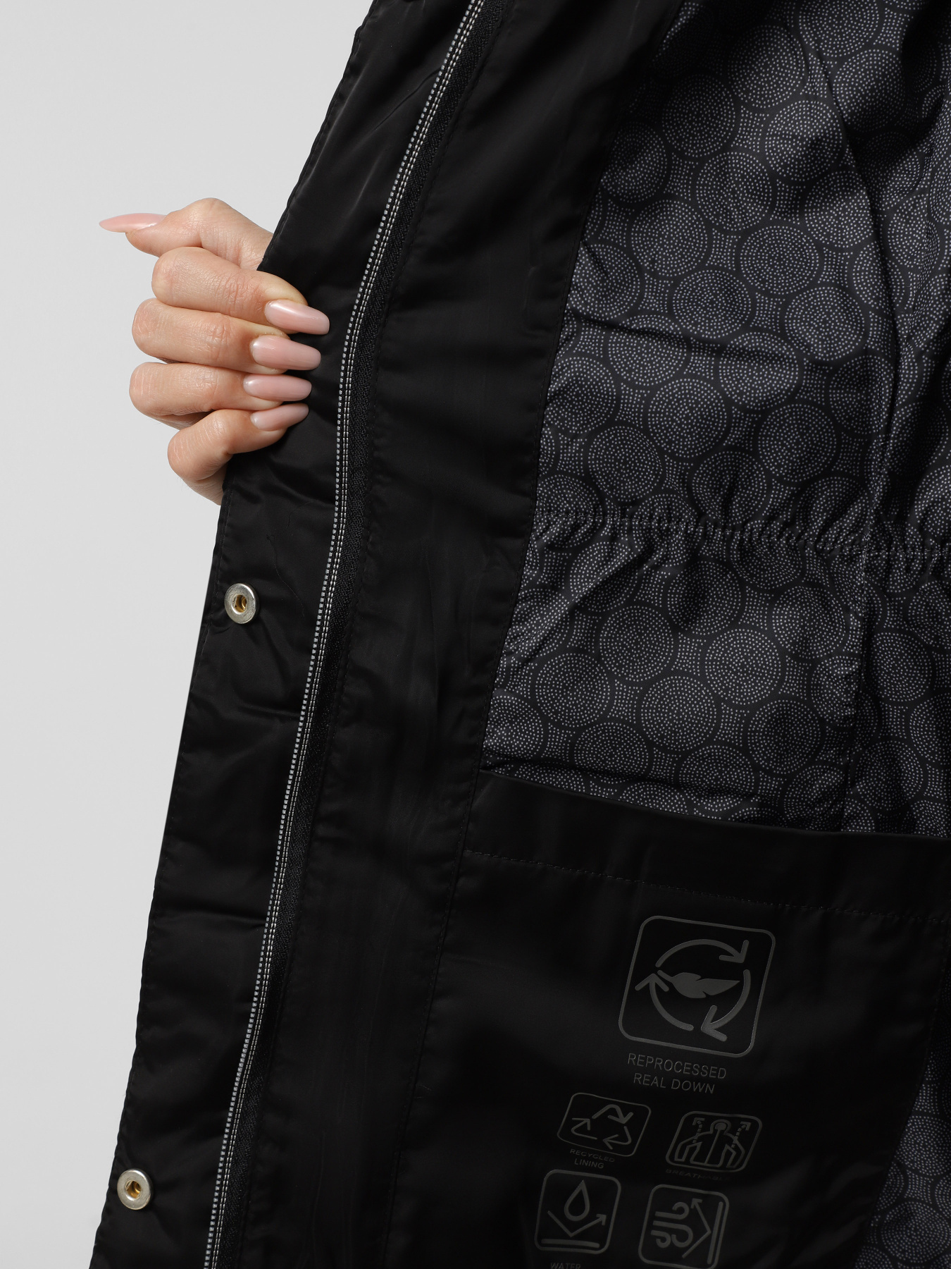 Зимняя куртка Geox модель W5626N-T3122-F9000 Зимняя куртка Geox модель W5626N-T3122-F9000 Фото