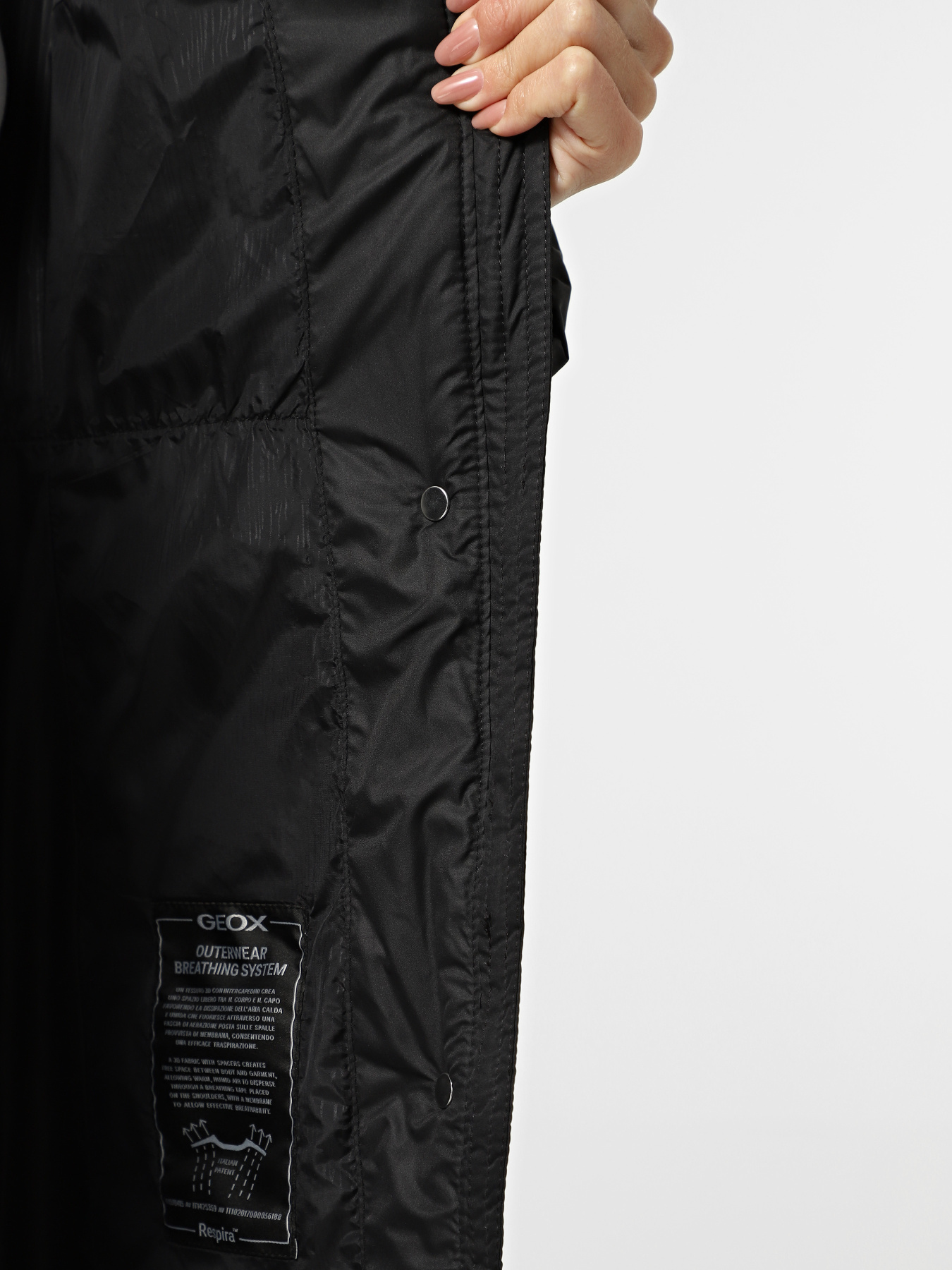 Зимова куртка Geox модель W5626F-T3152-F9000 Фото