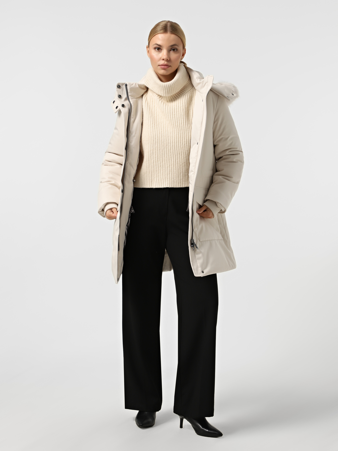 Парка Geox модель W5620E-T3272-F5272 Фото