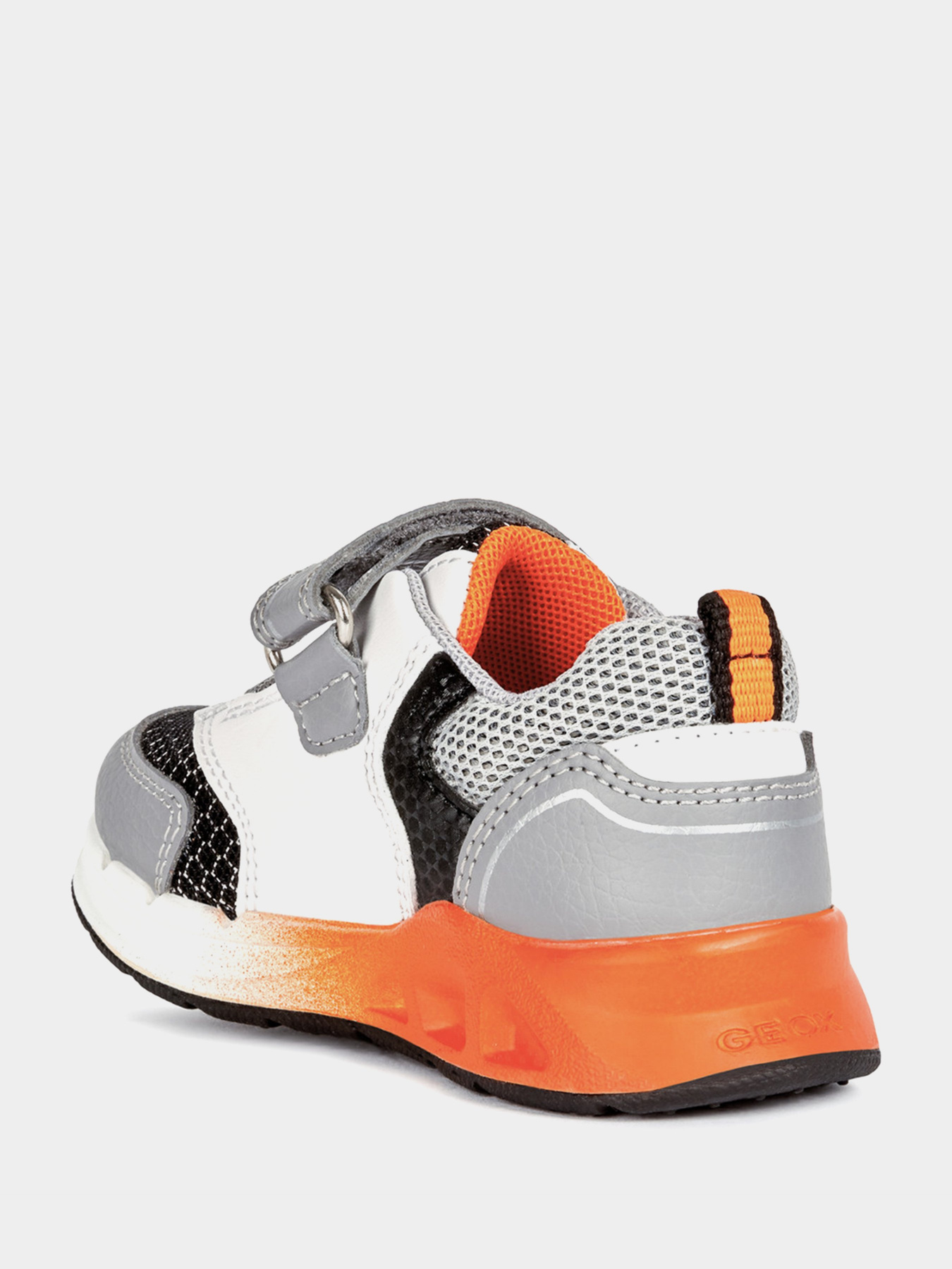 Кроссовки Geox Dakin модель B152PA-0FE14-C0579 Фото