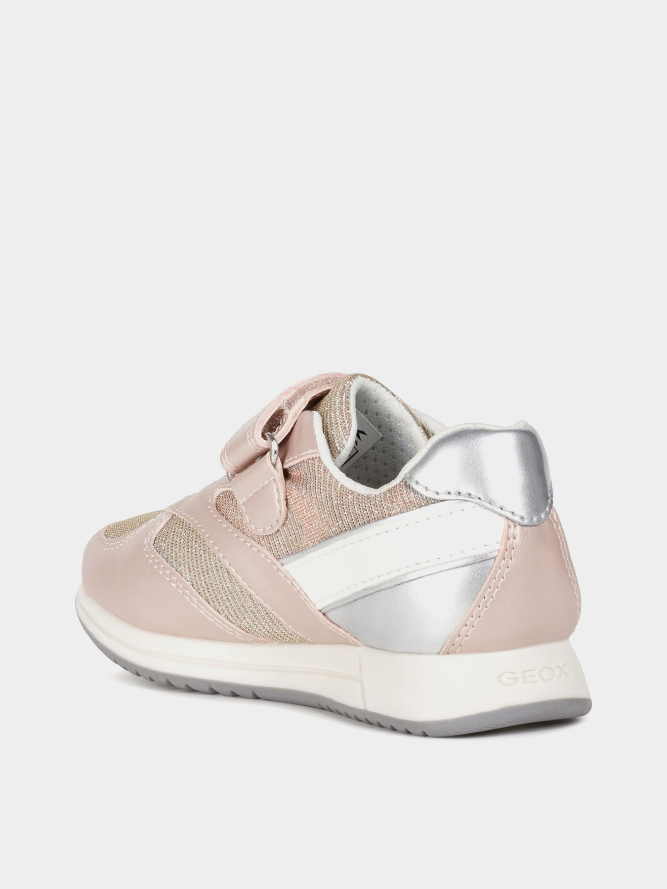 Кроссовки повседневные Geox Jensea модель J046FA-0AJAS-C0682 Кроссовки повседневные Geox Jensea модель J046FA-0AJAS-C0682 Фото