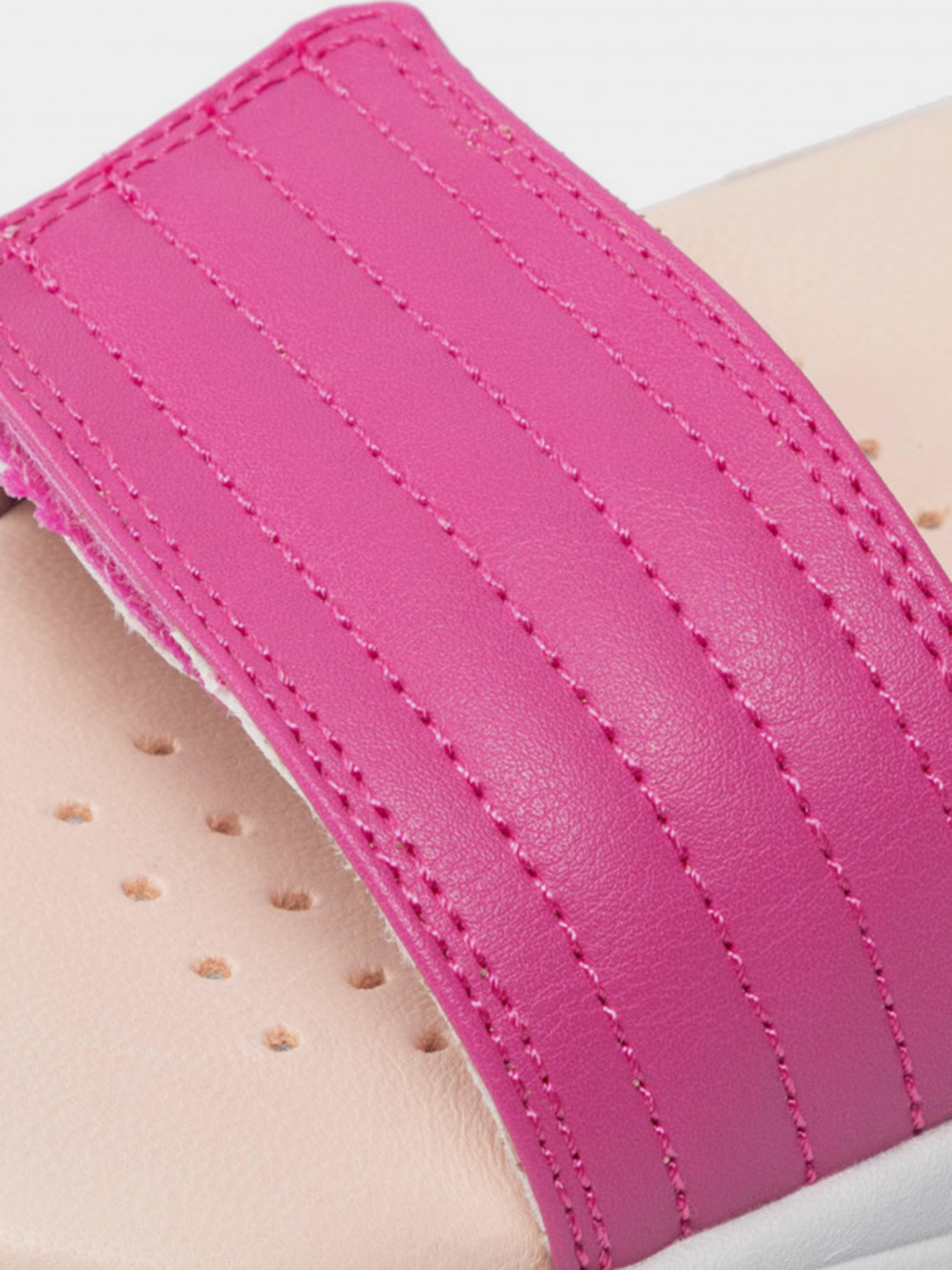 Сандалії Geox Deaphne модель J15DUJ-000BC-C0799 Фото