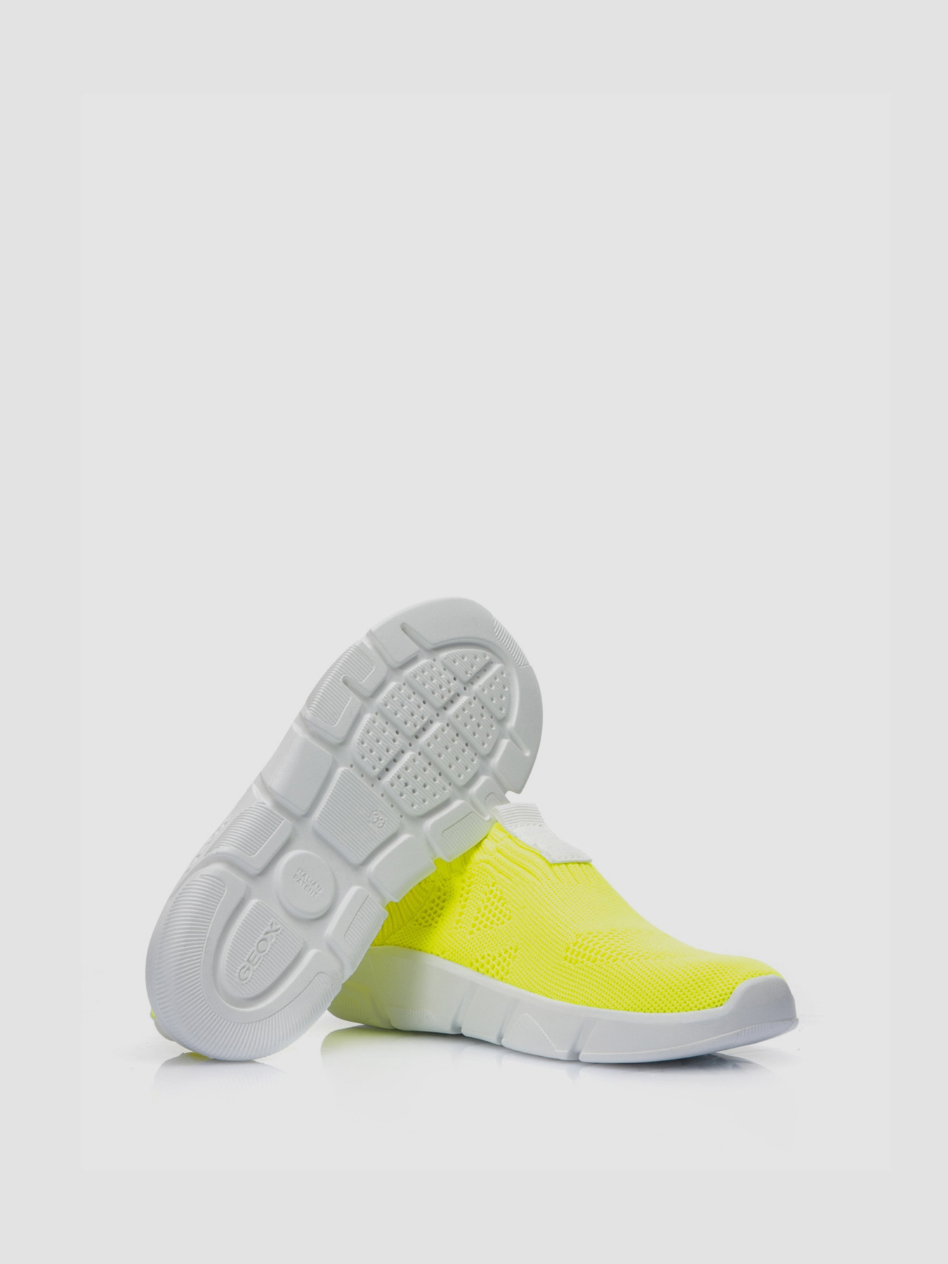 Кроссовки повседневные Geox Aril модель J02DLA-0006K-C2001 Фото