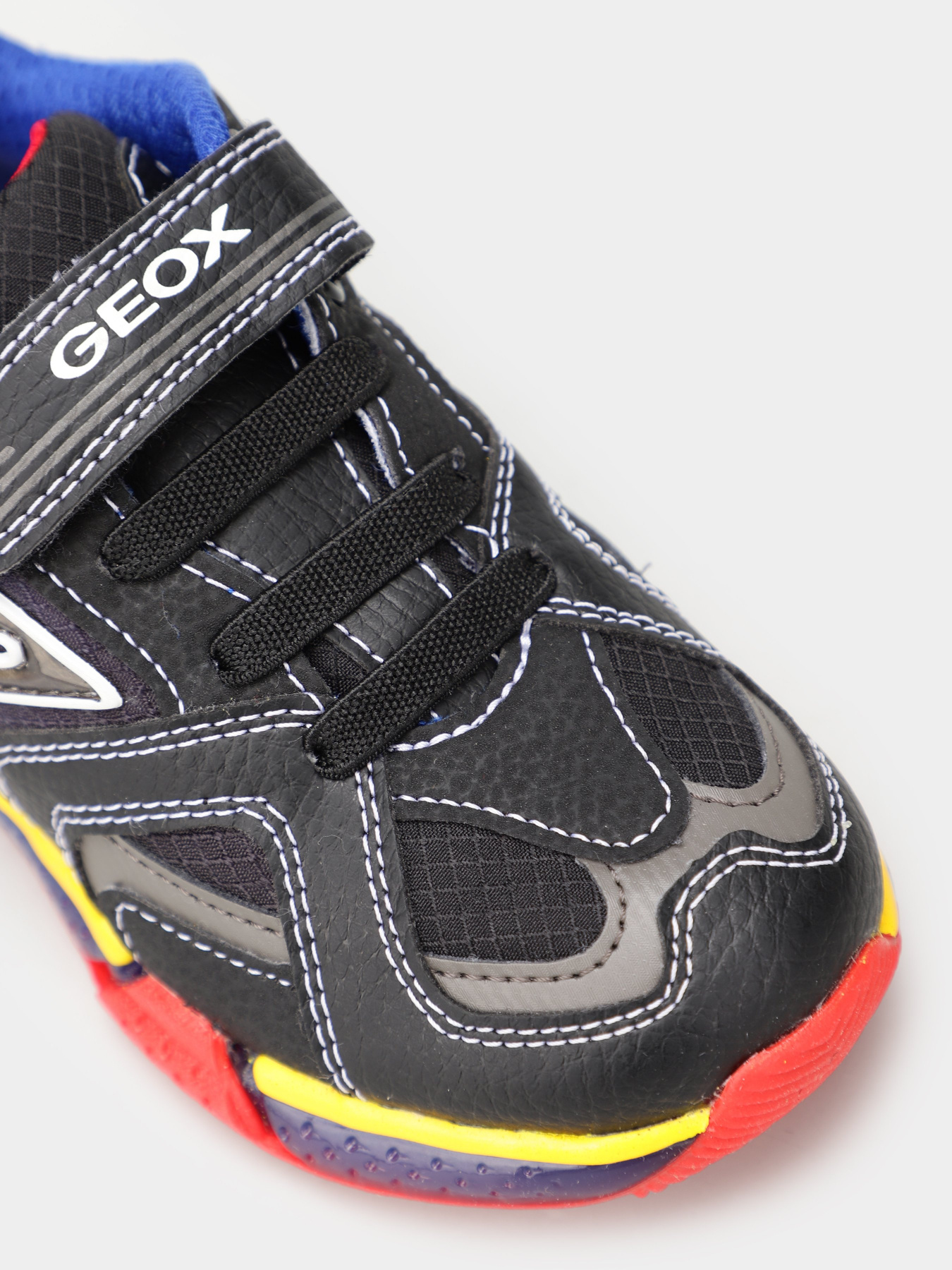 Кроссовки повседневные Geox Bayonyc модель J16FEA-0CEFU-C9240 Фото