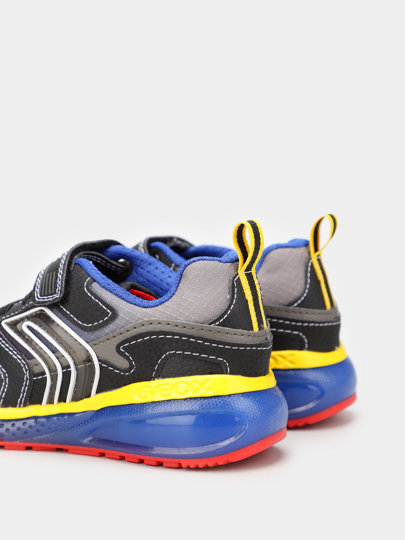 Кроссовки повседневные Geox Bayonyc модель J16FEA-0CEFU-C9240 Фото