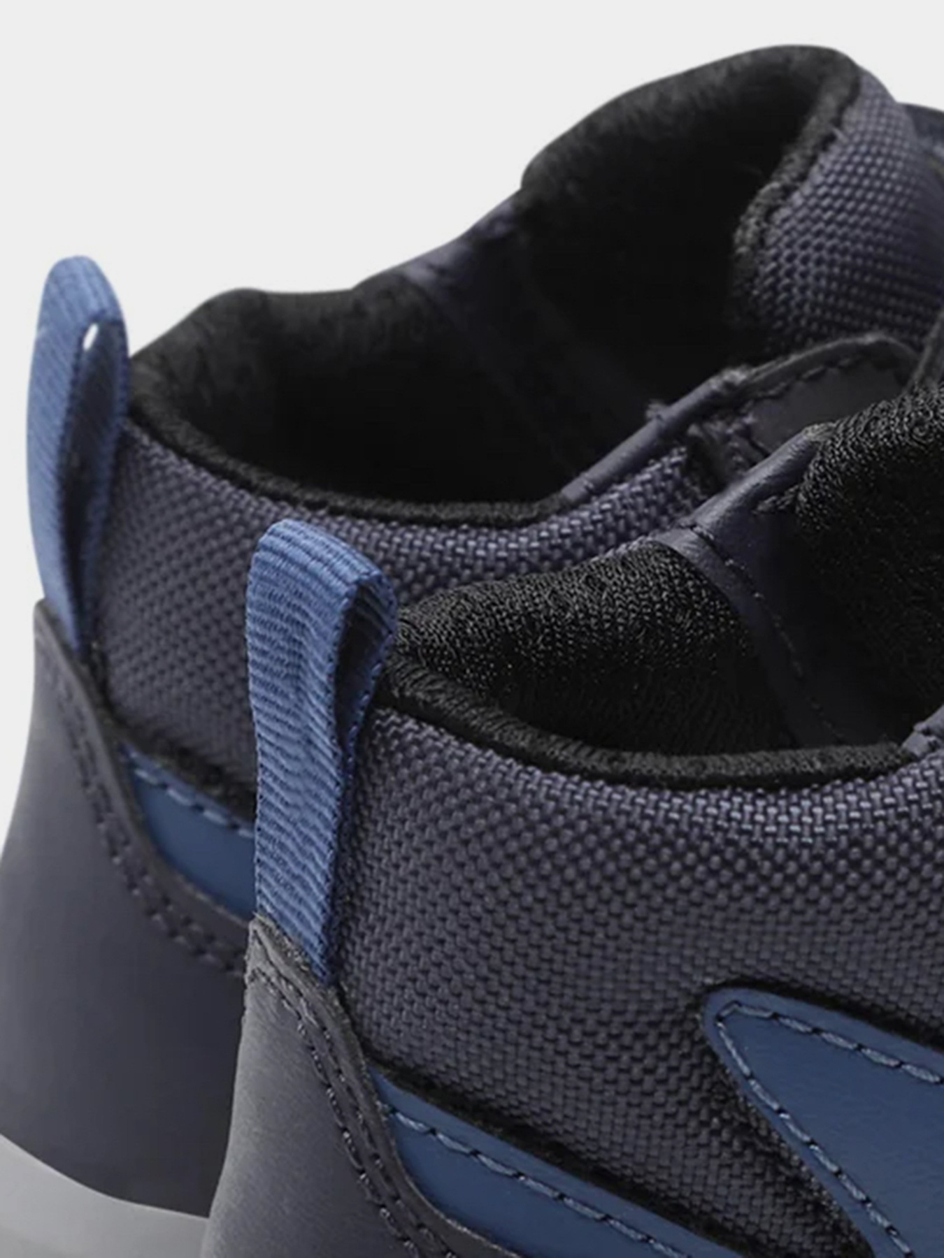 Ботинки Geox Arzach модель J264AA-0MEFU-C0700 Фото