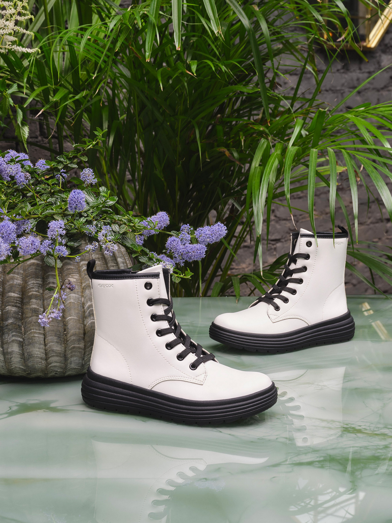 Ботинки Geox модель J16ETA-000BC-C1000 Фото