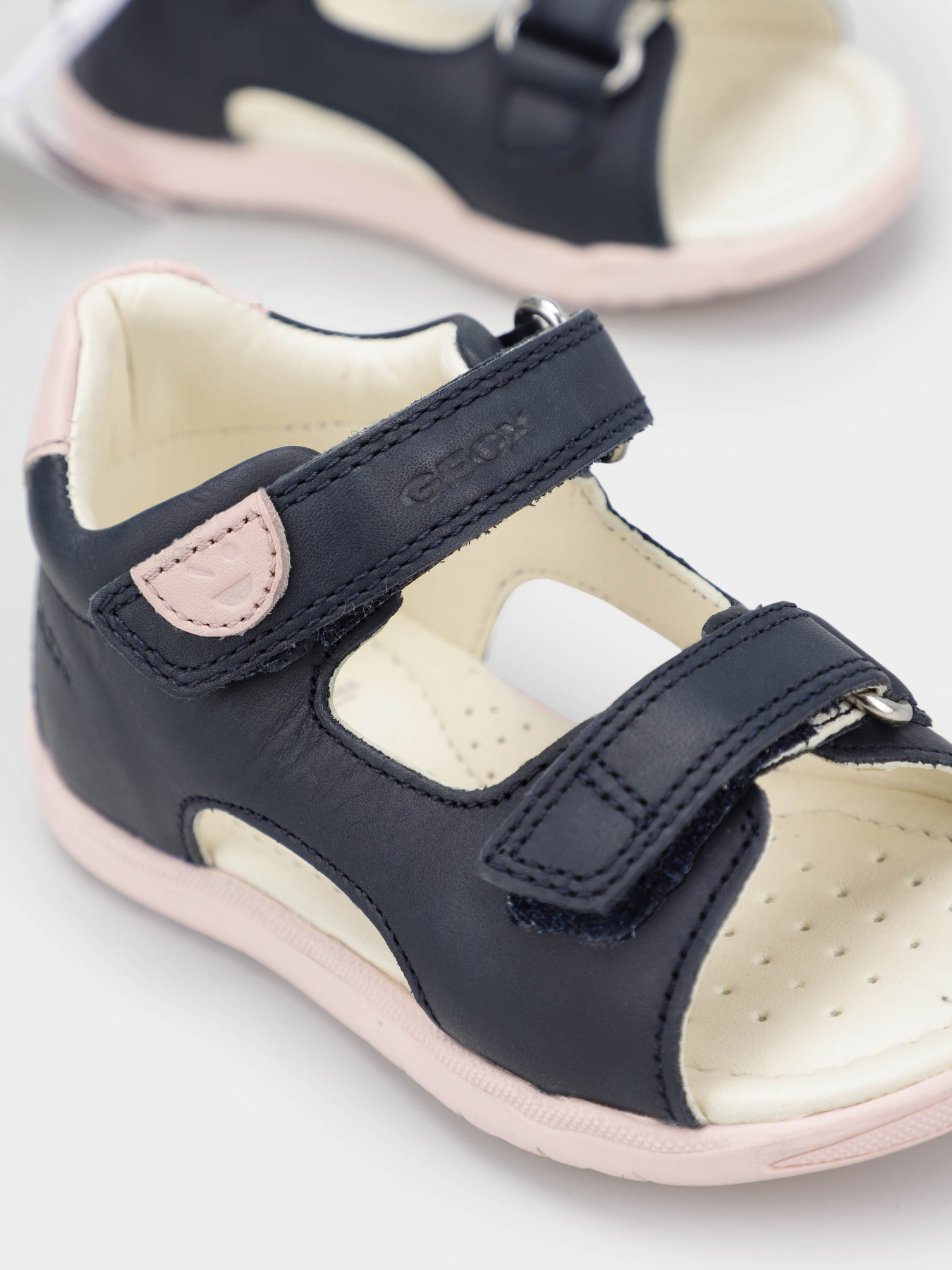 Сандалії Geox Macchia модель B254WA-08554-C4002 Фото